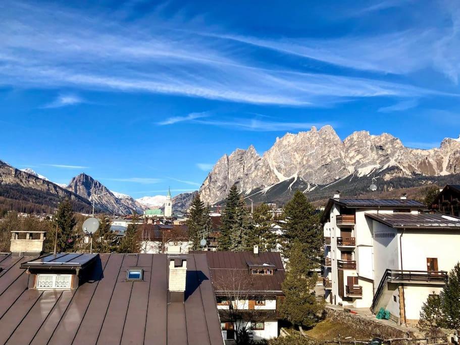 Mansardina Mery Cortina Cortina d'Ampezzo Bagian luar foto